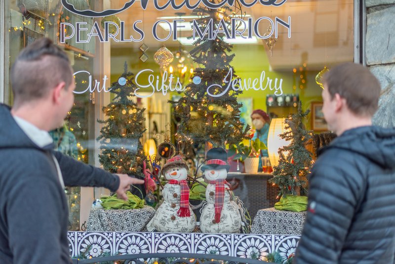 Holiday shopping in Marion NC