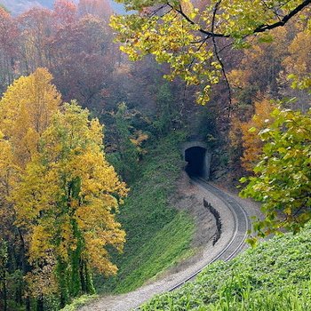 Point Lookout Fall Tunnel