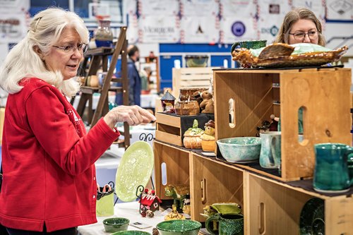 PotteryShopper4 (2).jpg