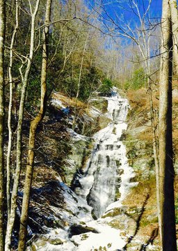 frozentomcreekfalls