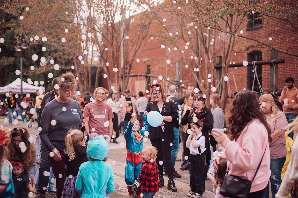 yodel_Downtown Marion Trick or Treating AND Halloween Pizza and Dance Party