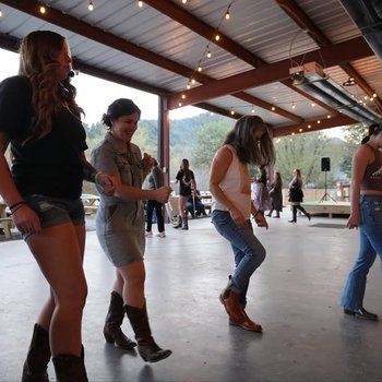 yodel_Honky Tonk Dance Hall