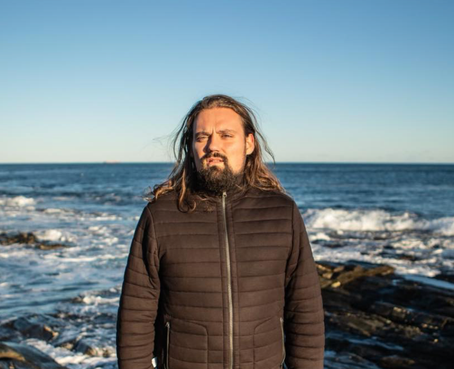 yodel_Live Music: Adam Rose