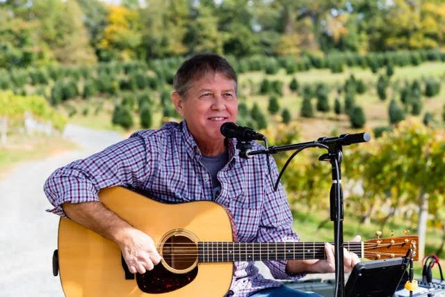 yodel_Live Music: Don Hogan Band