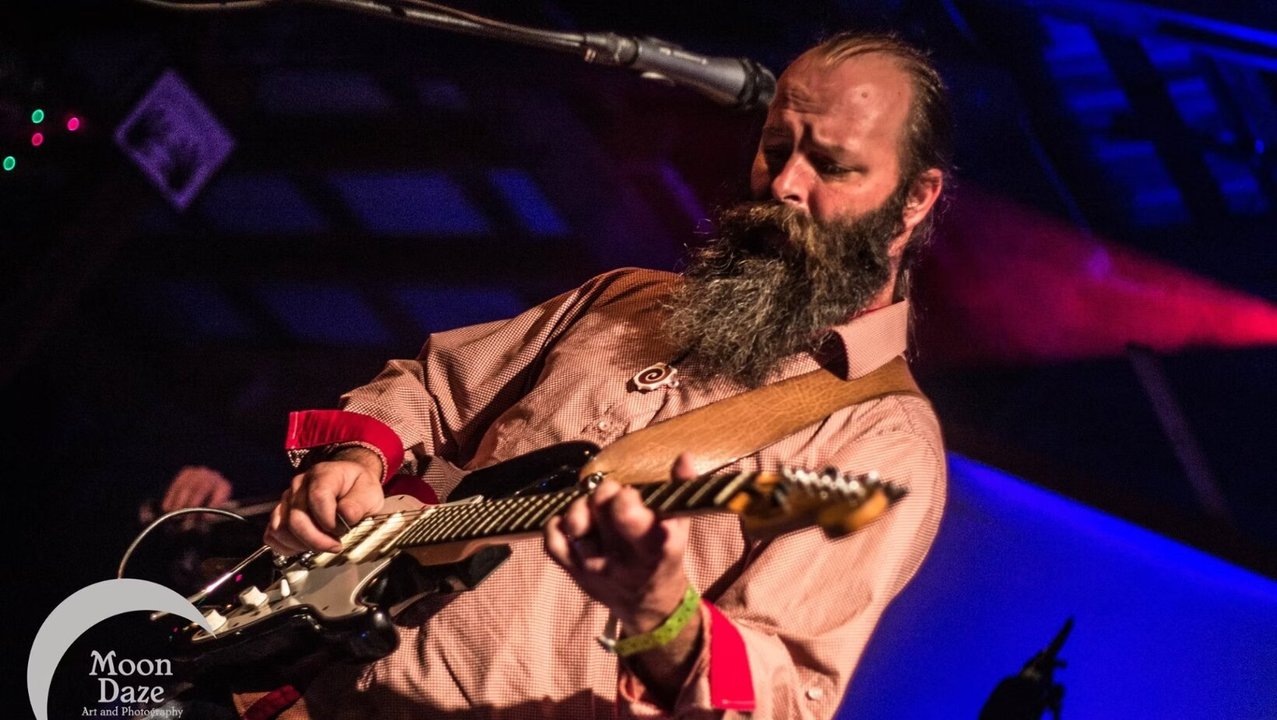 yodel_Live Music with Eric Chesson - Old Fort