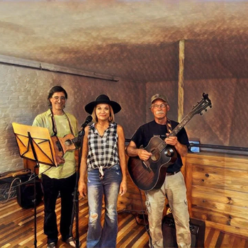 yodel_Live at Euda - The Happy Enchiladas
