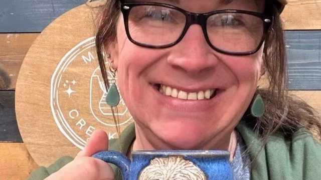 yodel_Paint Your Pet on Pottery