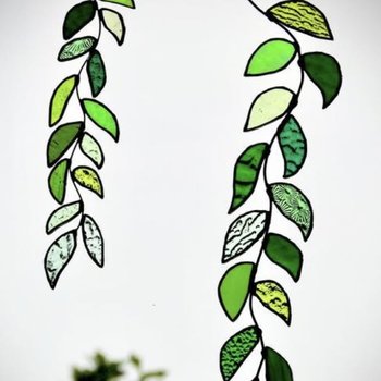 yodel_Stained Glass Build a Branch Swag with Catherine