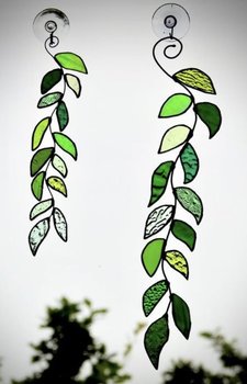 yodel_Stained Glass Build a Branch Swag with Catherine