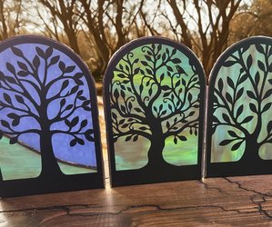 yodel_Stained Glass Silhouette Candle Holder with Catherine