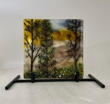 yodel_Streaky Glass Landscape with Diane