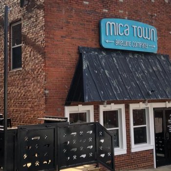 yodel_Trivia Night at Marion